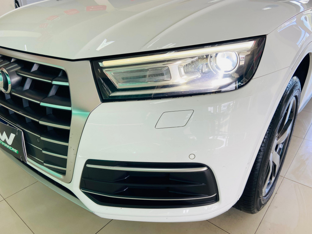 Imagem do veículo AUDI Q5 2.0 TFSI GASOLINA AMBIENTE S TRONIC