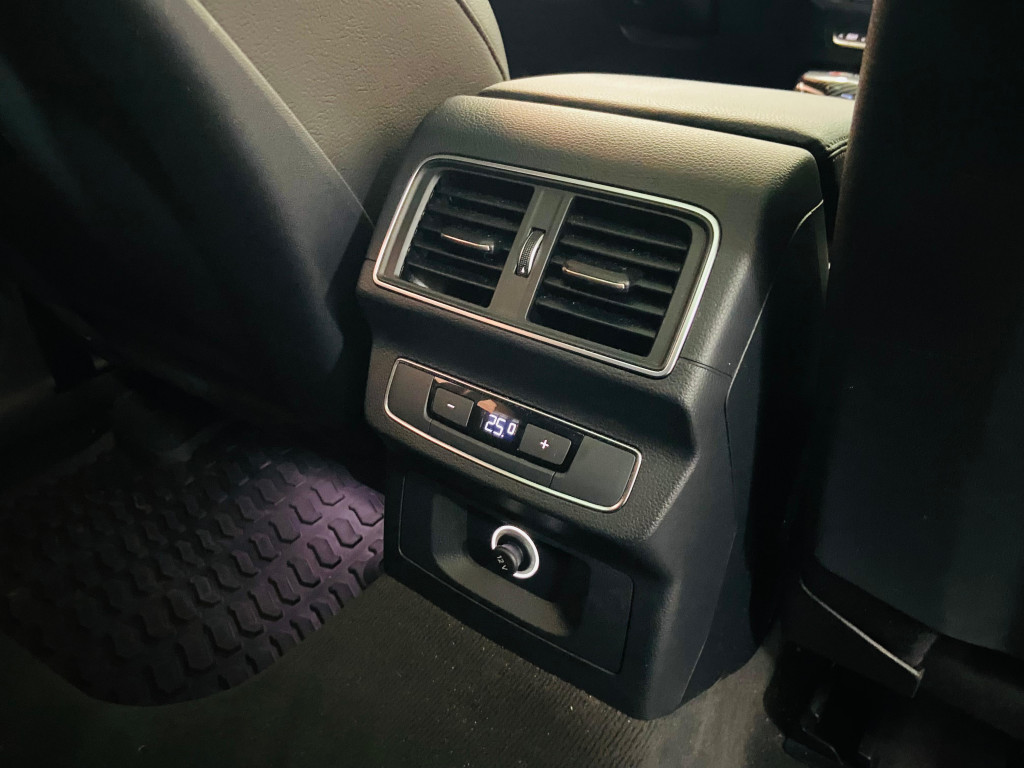 Imagem do veículo AUDI Q5 2.0 TFSI GASOLINA AMBIENTE S TRONIC