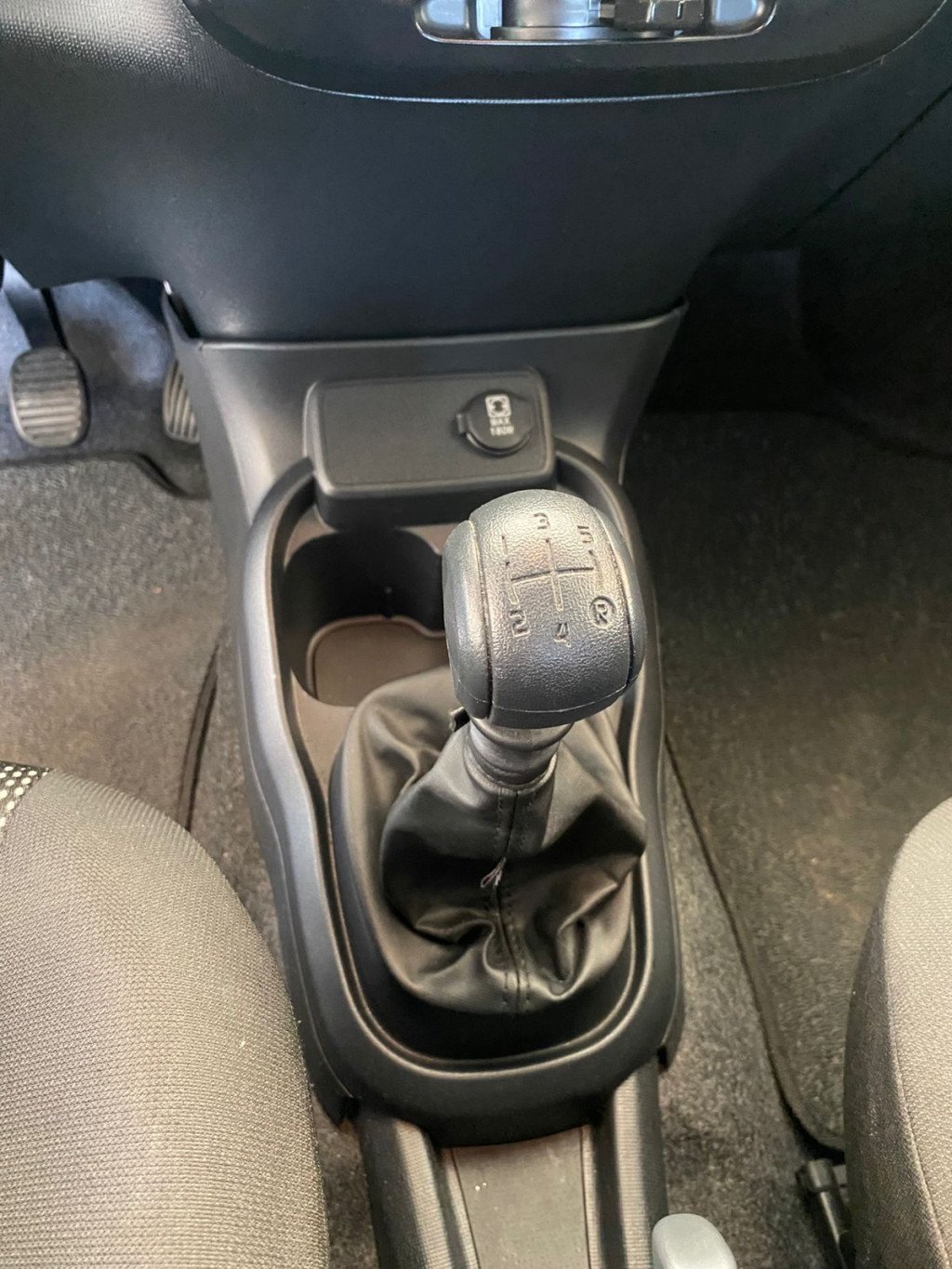 Imagem do veículo FIAT MOBI 1.0 8V EVO FLEX LIKE. MANUAL