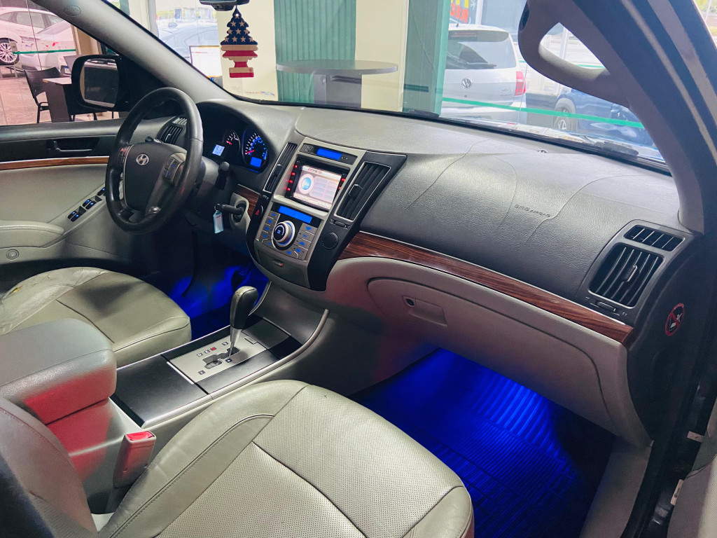 Imagem do veículo HYUNDAI VERACRUZ 3.8 GLS 4WD 4X4 V6 24V GASOLINA 4P AUTOMÁTICO