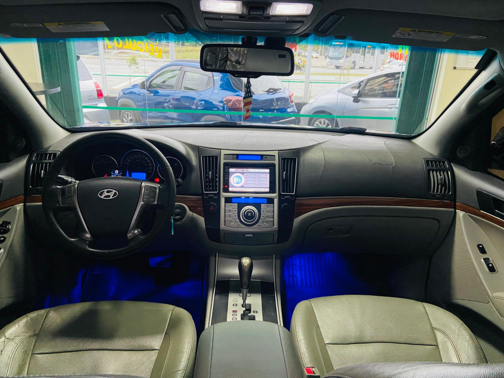 Imagem do veículo HYUNDAI VERACRUZ 3.8 GLS 4WD 4X4 V6 24V GASOLINA 4P AUTOMÁTICO