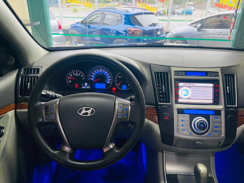Imagem do veículo HYUNDAI VERACRUZ 3.8 GLS 4WD 4X4 V6 24V GASOLINA 4P AUTOMÁTICO