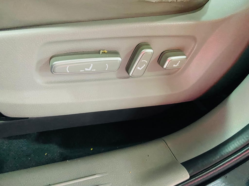 Imagem do veículo HYUNDAI VERACRUZ 3.8 GLS 4WD 4X4 V6 24V GASOLINA 4P AUTOMÁTICO