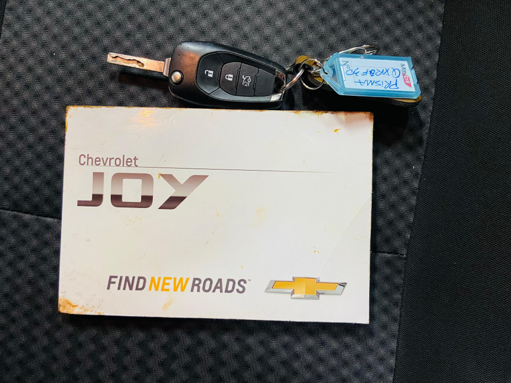 Imagem do veículo CHEVROLET ONIX 1.0 MPFI JOY 8V FLEX 4P MANUAL