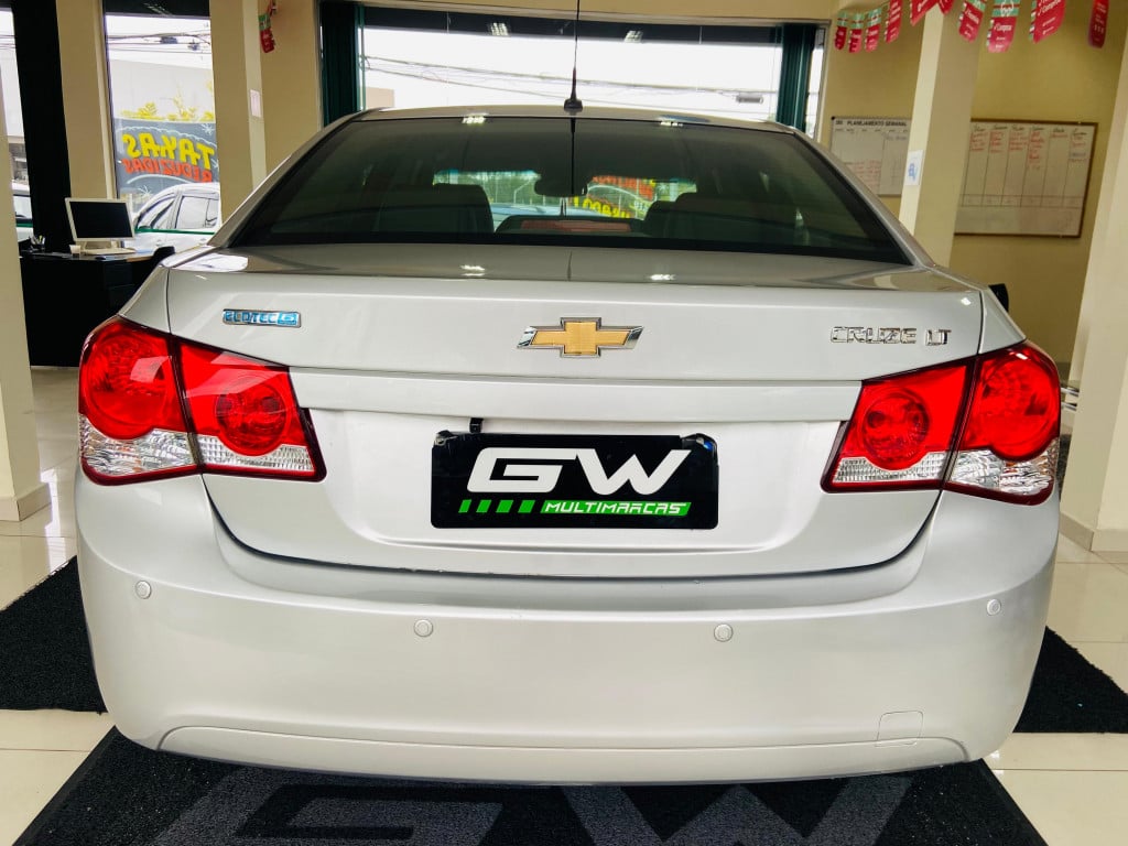 Imagem do veículo CHEVROLET CRUZE 1.8 LT 16V FLEX 4P AUTOMÁTICO