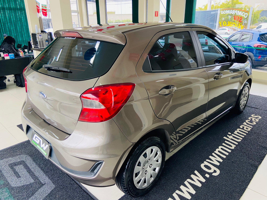 Imagem do veículo FORD KA 1.0 SE 12V FLEX 4P MANUAL