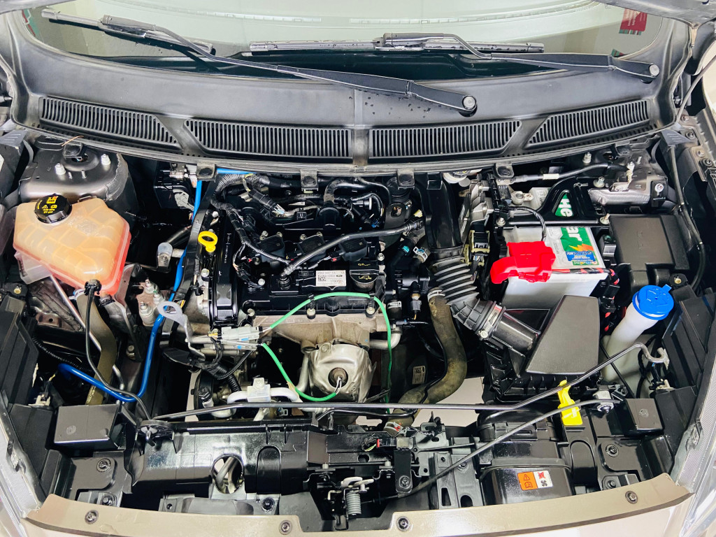 Imagem do veículo FORD KA 1.0 SE 12V FLEX 4P MANUAL