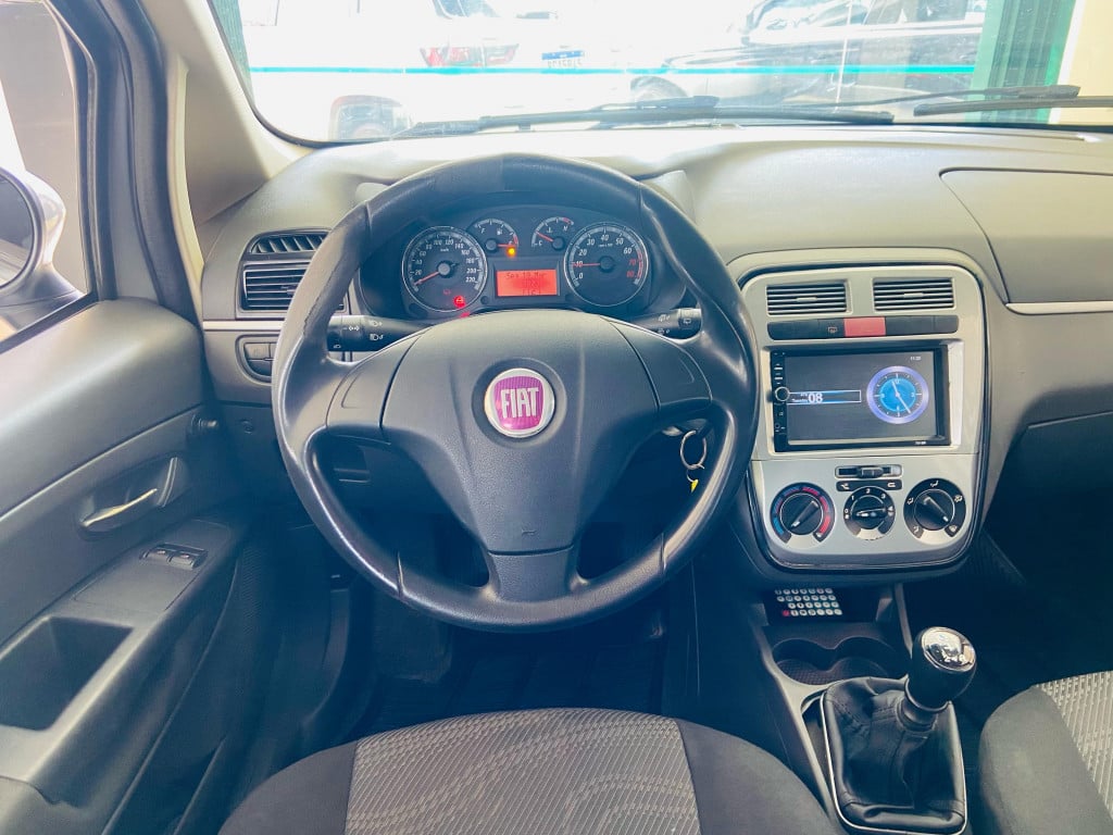 Imagem do veículo FIAT PUNTO 1.4 ELX 8V FLEX 4P MANUAL