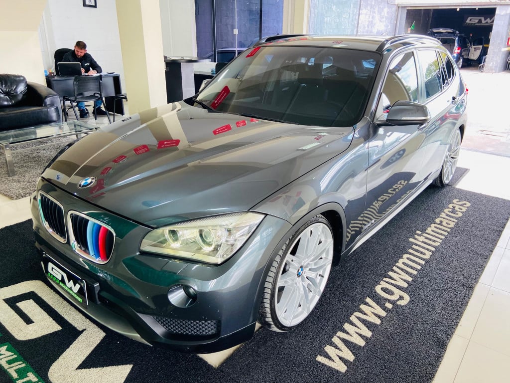 Imagem do veículo BMW X1 2.0 16V GASOLINA SDRIVE18I 4P AUTOMÁTICO