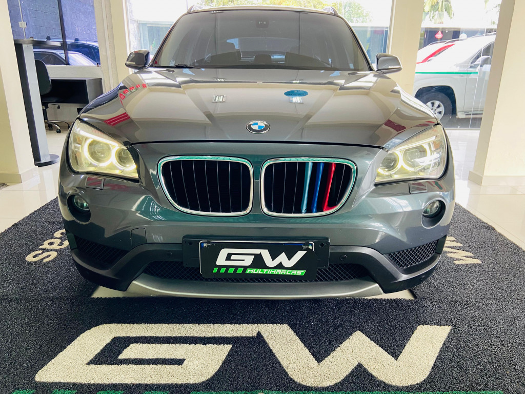 Imagem do veículo BMW X1 2.0 16V GASOLINA SDRIVE18I 4P AUTOMÁTICO