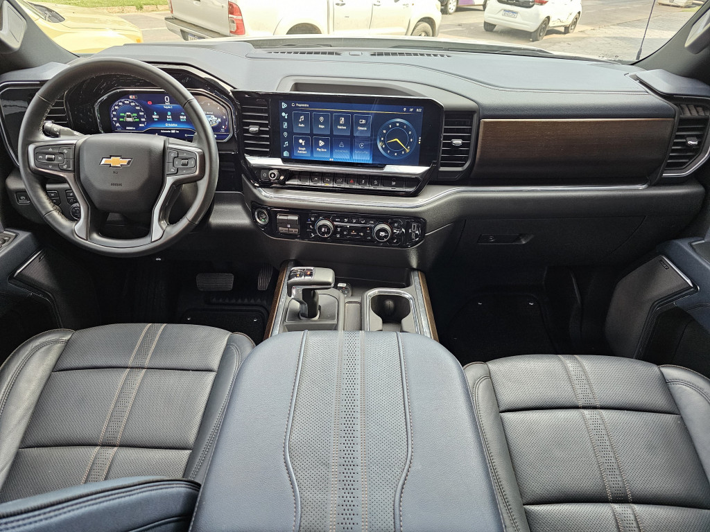 Imagem do veículo CHEVROLET SILVERADO 5.3 HIGH CONTRY V8 AWD AUT.