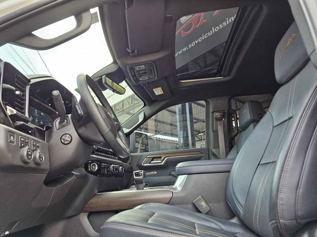 Imagem do veículo CHEVROLET SILVERADO 5.3 HIGH CONTRY V8 AWD AUT.