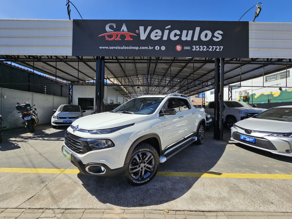 FIAT TORO 2.4 16V MULTIAIR FLEX VOLCANO AT9