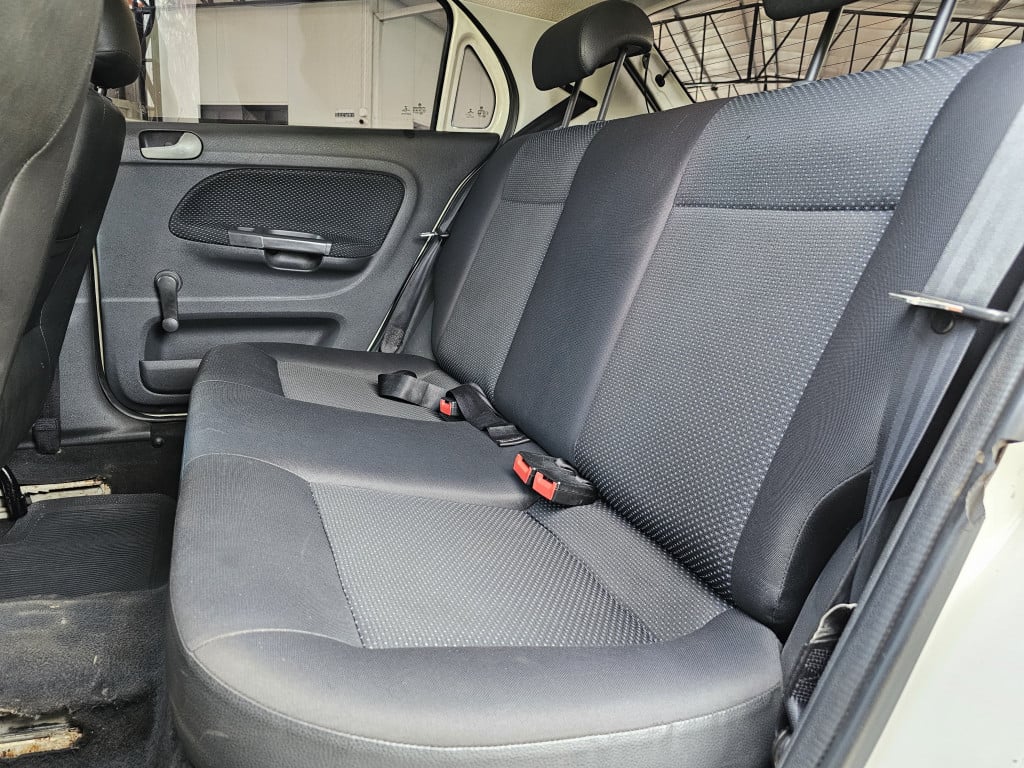 Imagem do veículo VOLKSWAGEN GOL 1.0 12V MPI TOTALFLEX TRENDLINE 4P MANUAL