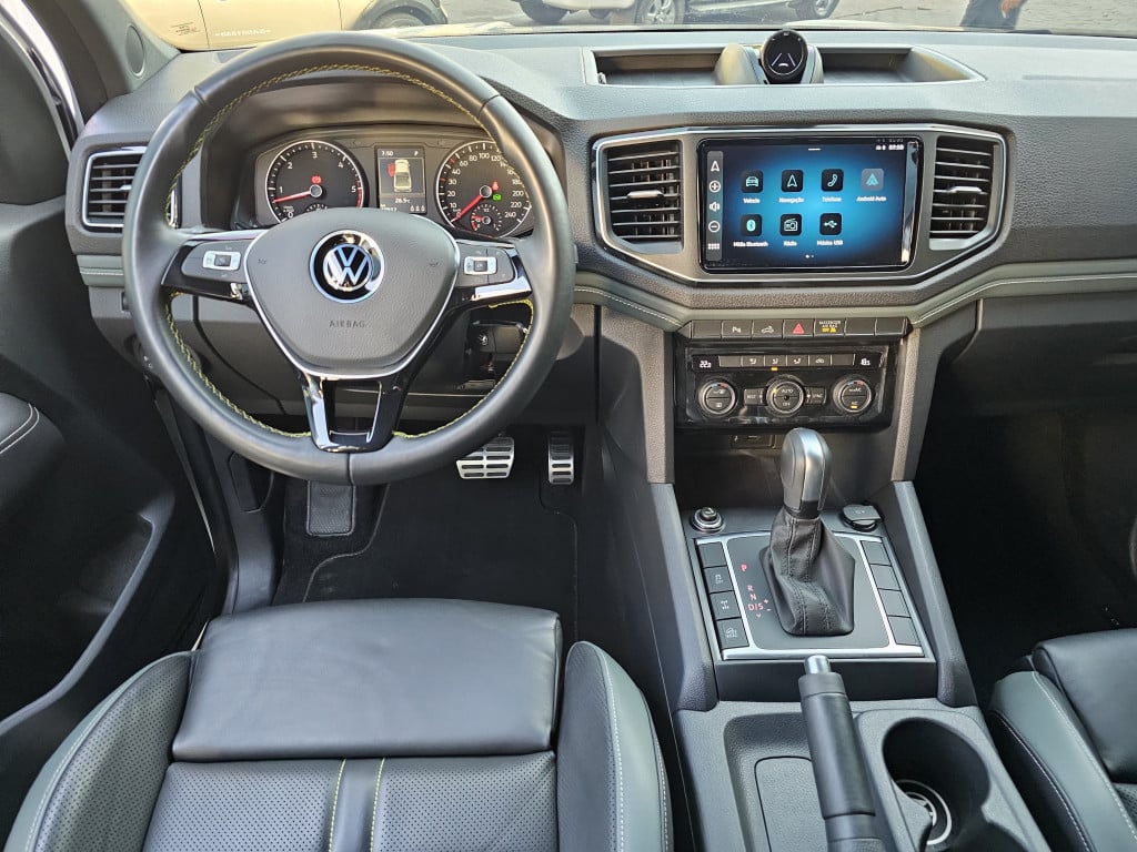 Imagem do veículo VOLKSWAGEN AMAROK 3.0 V6 TDI DIESEL HIGHLINE EXTREME CD 4MOTION AUTOMÁTICO