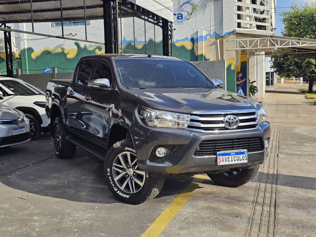 Imagem do veículo TOYOTA HILUX 2.7 SRV 4X2 CD 16V FLEX 4P AUTOMÁTICO