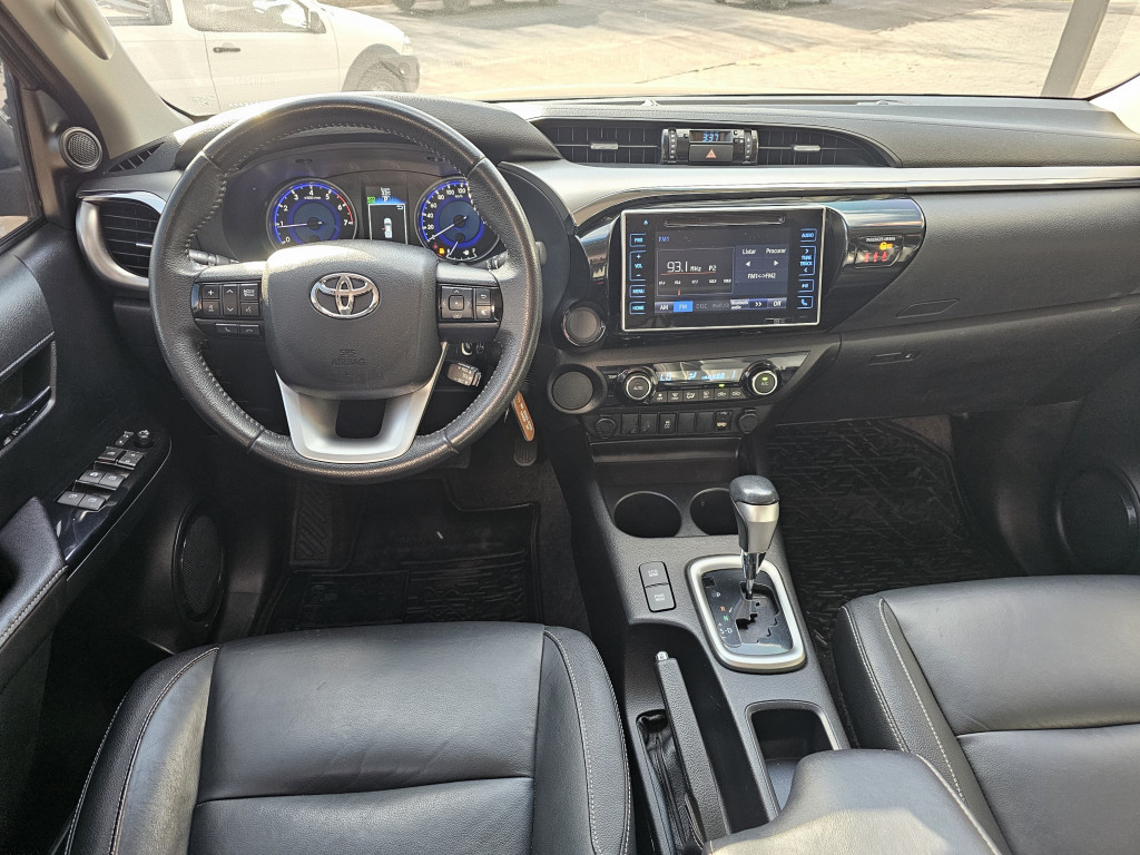 Imagem do veículo TOYOTA HILUX 2.7 SRV 4X2 CD 16V FLEX 4P AUTOMÁTICO