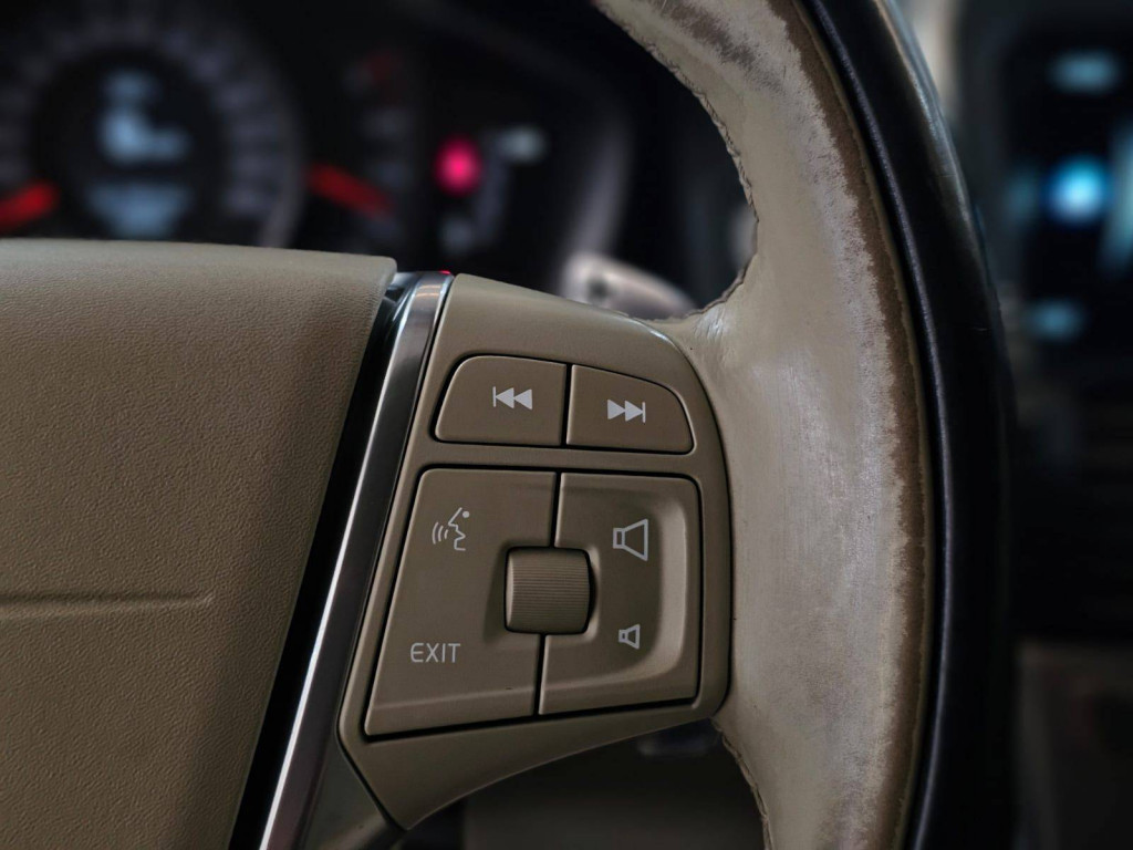 Imagem do veículo Volvo Xc60 D5 Kinetic 2017