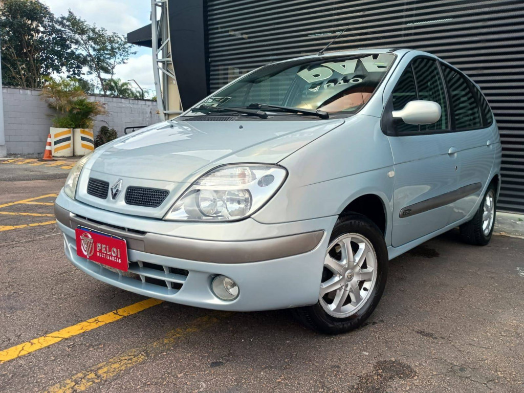 Renault Scenic Pri 2016v 2004
