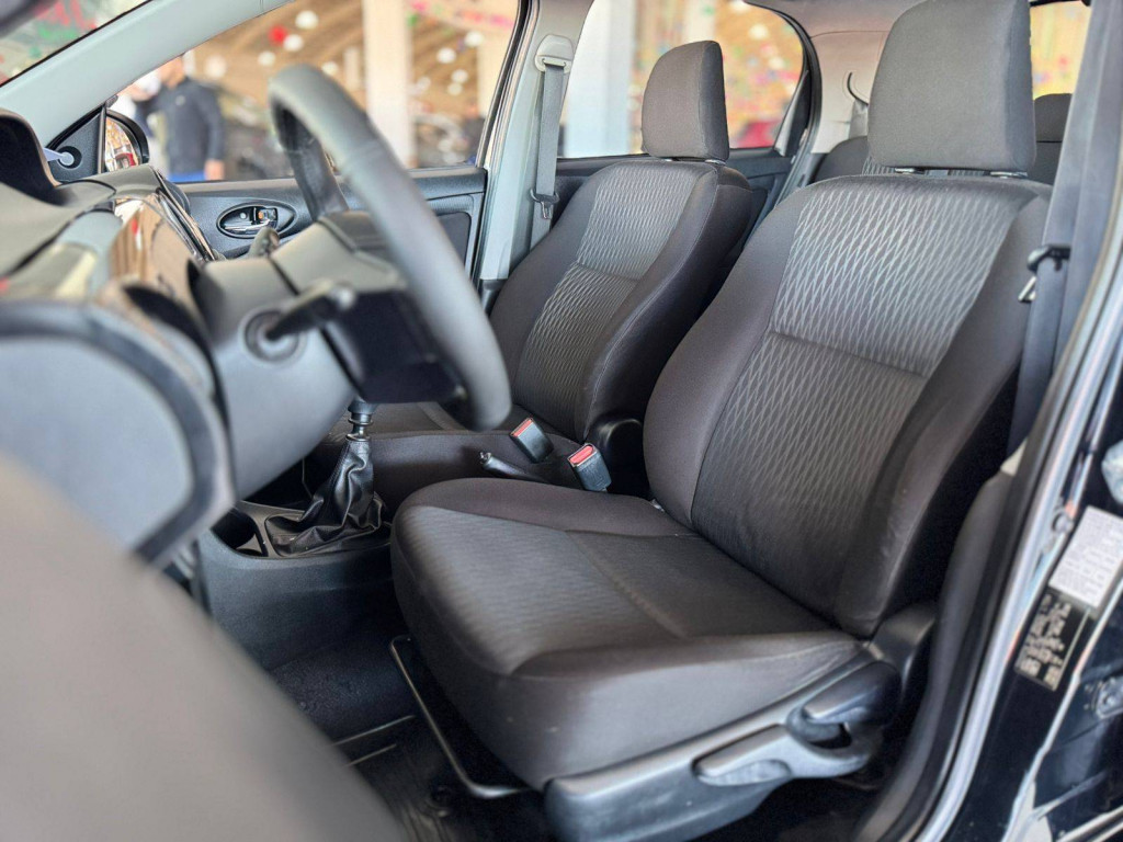 Imagem do veículo Toyota Etios Hb X 13l Mt 2017