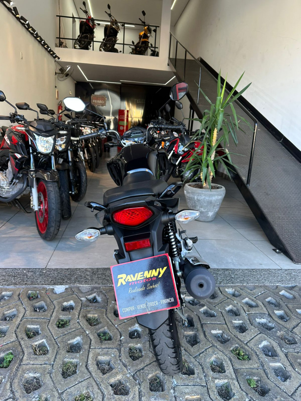 img-gallery