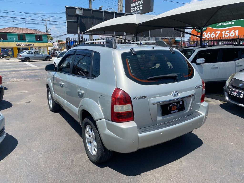 Imagem do veículo HYUNDAI TUCSON 2.0 MPFI GLS 16V 143CV 2WD FLEX 4P AUTOMÁTICO