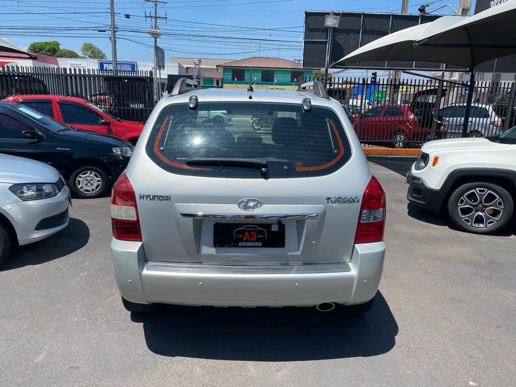 Imagem do veículo HYUNDAI TUCSON 2.0 MPFI GLS 16V 143CV 2WD FLEX 4P AUTOMÁTICO