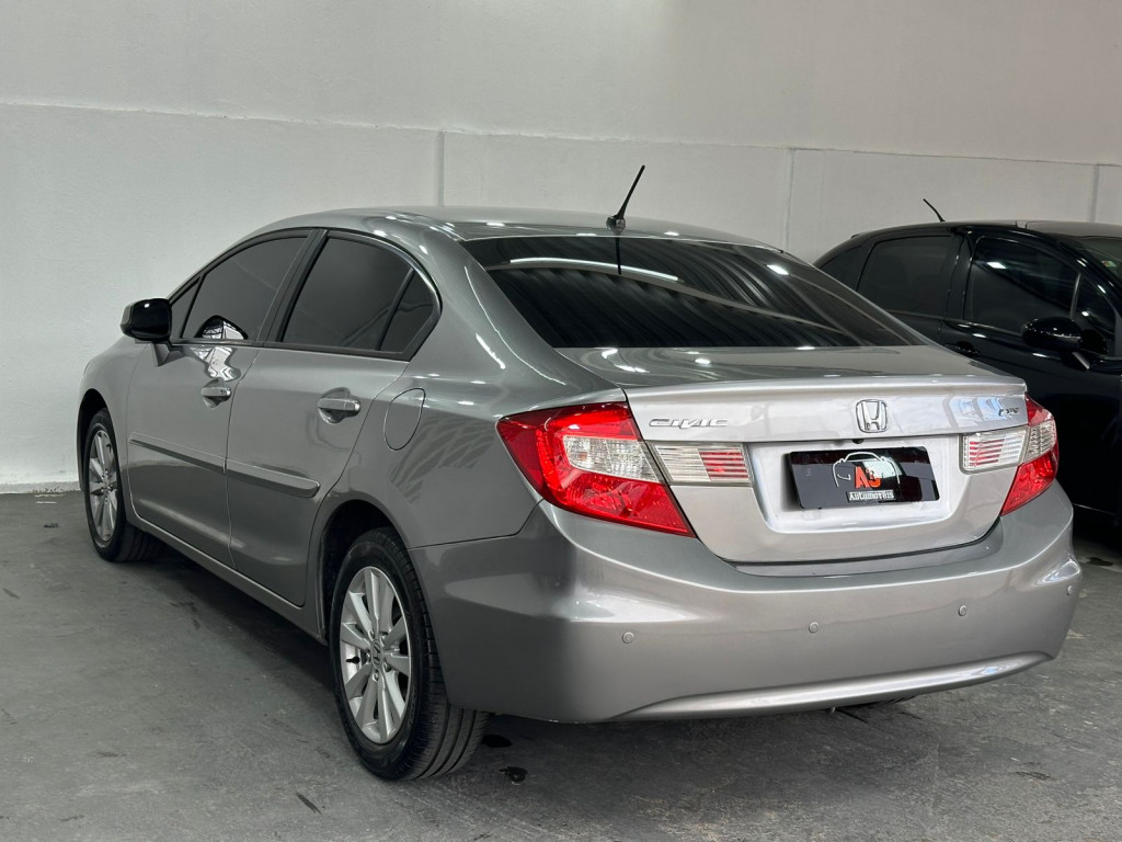 Imagem do veículo HONDA CIVIC 1.8 LXS 16V FLEX 4P MANUAL