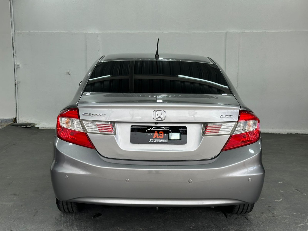 Imagem do veículo HONDA CIVIC 1.8 LXS 16V FLEX 4P MANUAL