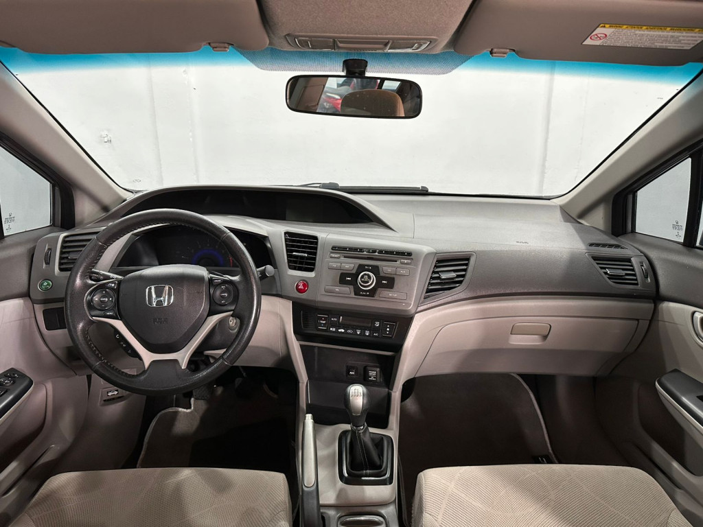 Imagem do veículo HONDA CIVIC 1.8 LXS 16V FLEX 4P MANUAL