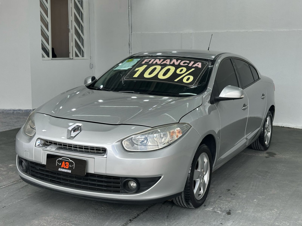 Imagem do veículo RENAULT FLUENCE 2.0 DYNAMIQUE 16V FLEX 4P MANUAL