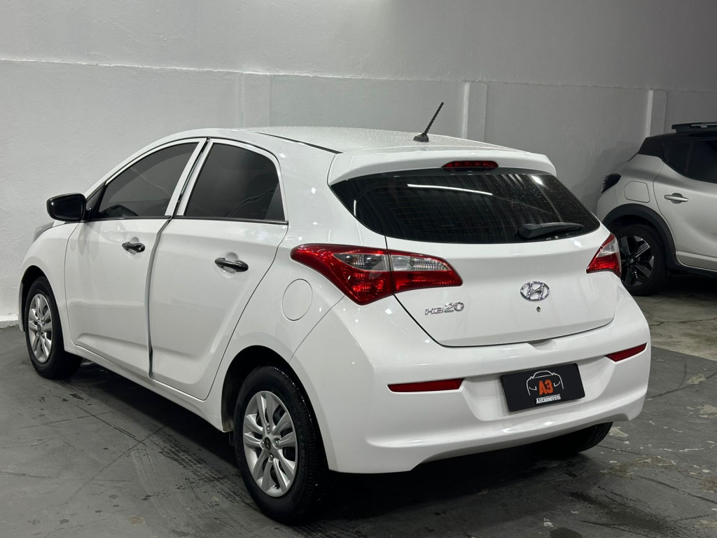 Imagem do veículo HYUNDAI HB20 1.0 COMFORT 12V FLEX 4P MANUAL