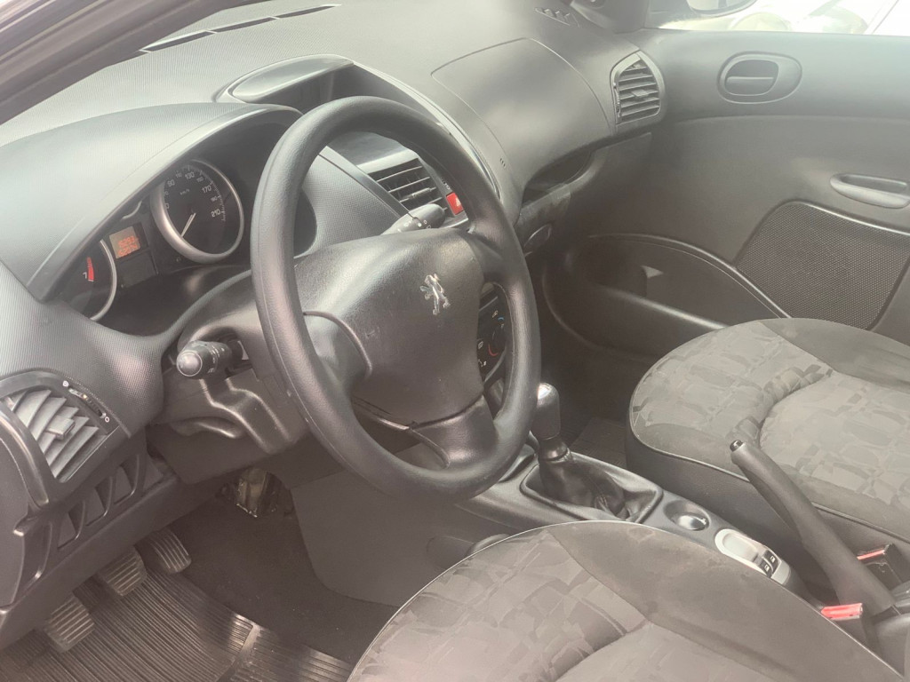 Imagem do veículo PEUGEOT 207 1.4 XR 8V FLEX 4P MANUAL