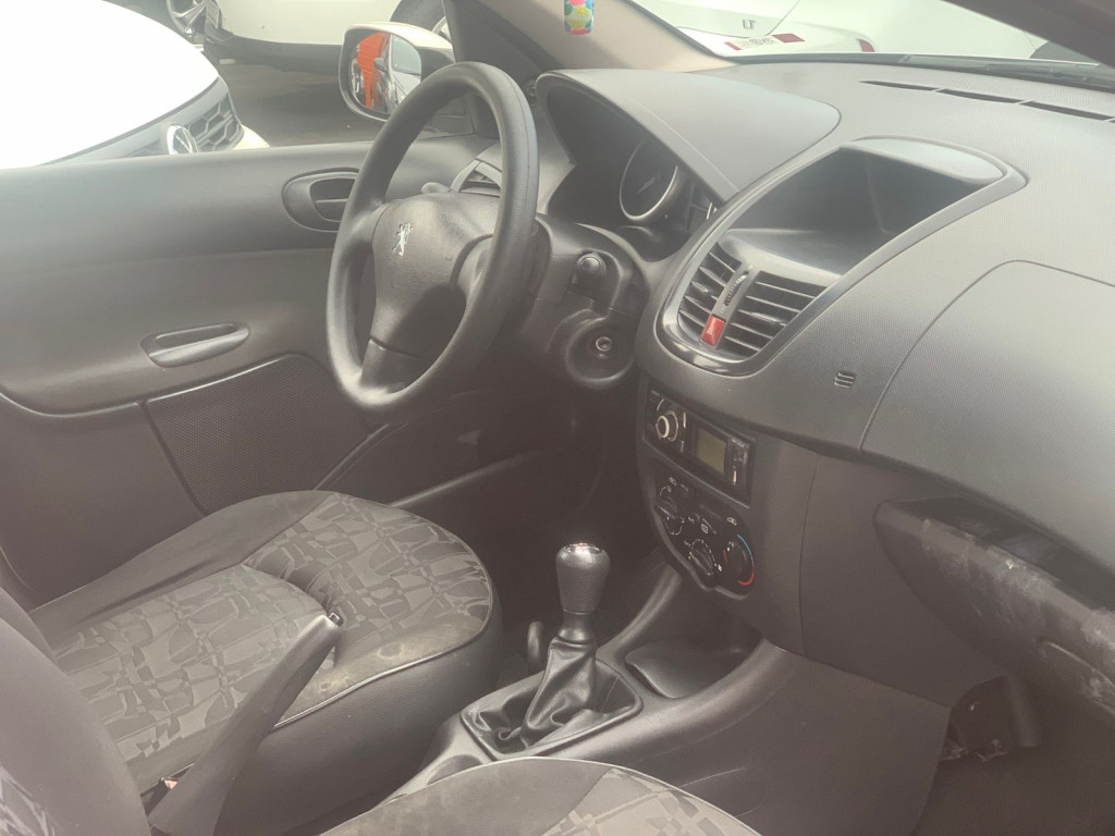 Imagem do veículo PEUGEOT 207 1.4 XR 8V FLEX 4P MANUAL