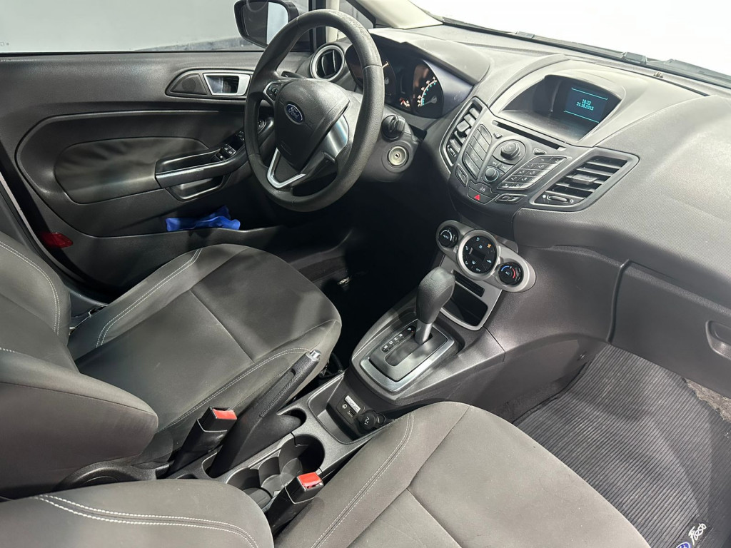 Imagem do veículo FORD FIESTA 1.6 SE HATCH 16V FLEX 4P AUTOMÁTICO