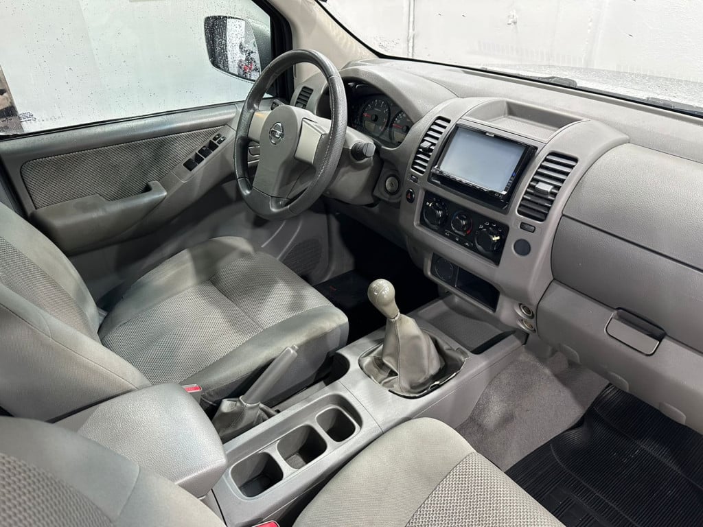 Imagem do veículo NISSAN FRONTIER 2.5 XE 4X2 CD TURBO ELETRONIC DIESEL 4P MANUAL