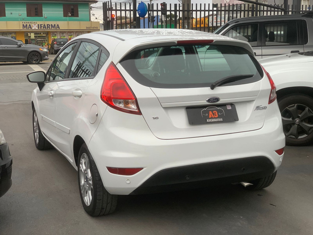 Imagem do veículo FORD FIESTA 1.6 SEL HATCH 16V FLEX 4P POWERSHIFT