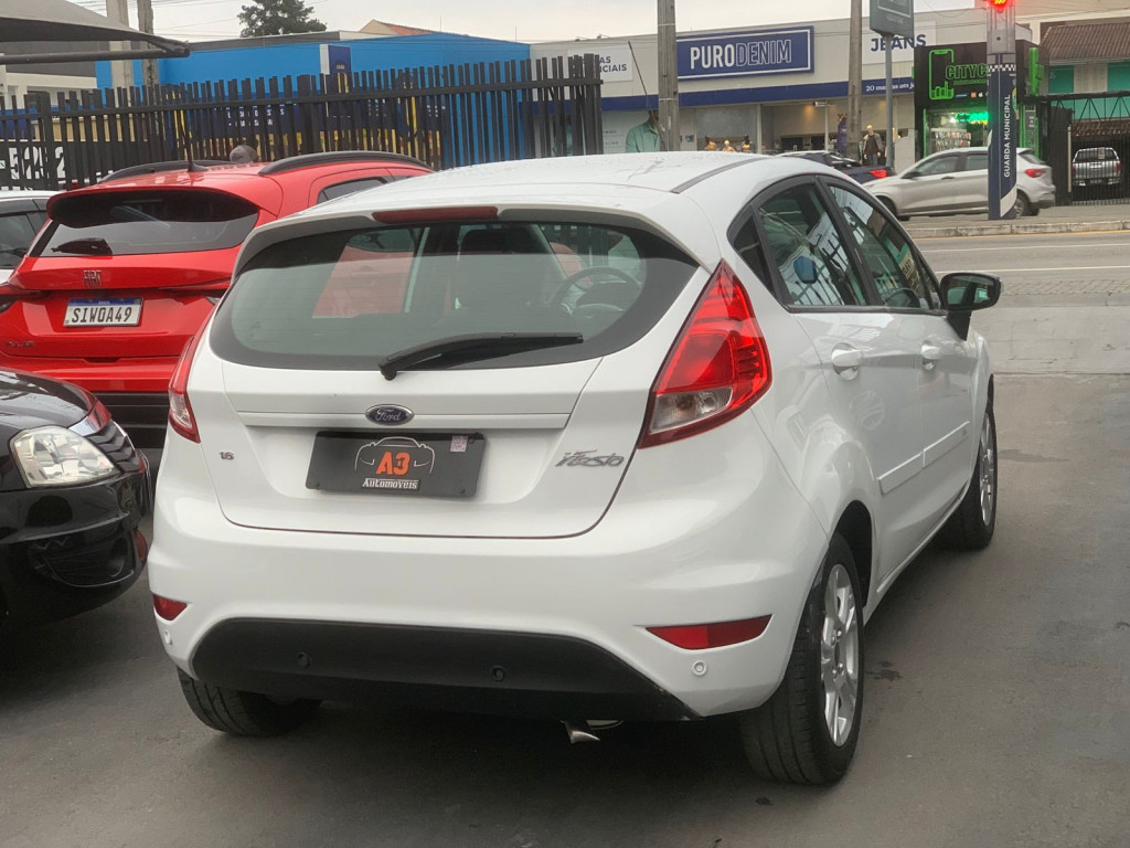 Imagem do veículo FORD FIESTA 1.6 SEL HATCH 16V FLEX 4P POWERSHIFT