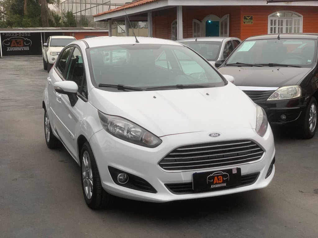 Imagem do veículo FORD FIESTA 1.6 SEL HATCH 16V FLEX 4P POWERSHIFT