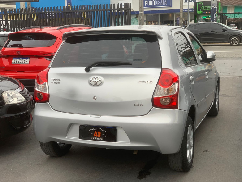 Imagem do veículo TOYOTA ETIOS 1.3 X 16V FLEX 4P MANUAL