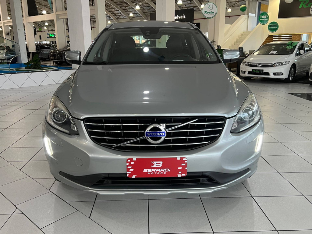 Imagem do veículo Volvo Xc60 2.0 T5 Mom 2016