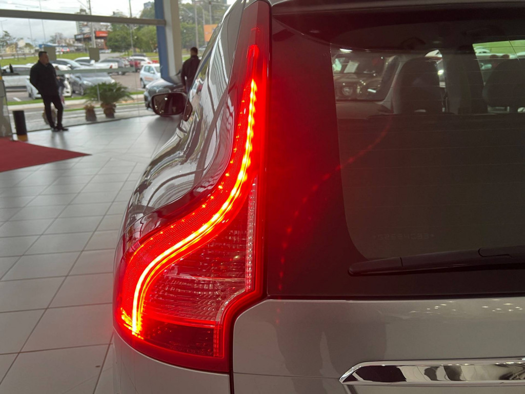 Imagem do veículo Volvo Xc60 2.0 T5 Mom 2016