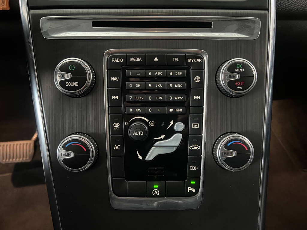 Imagem do veículo Volvo Xc60 2.0 T5 Mom 2016