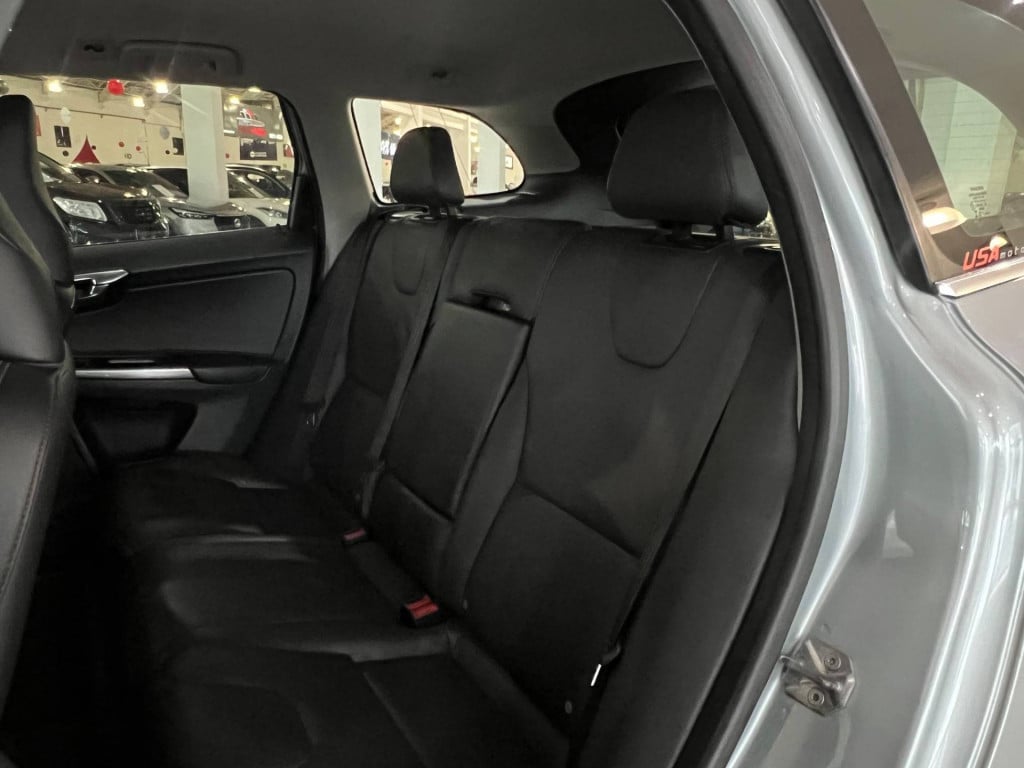 Imagem do veículo Volvo Xc60 2.0 T5 Mom 2016