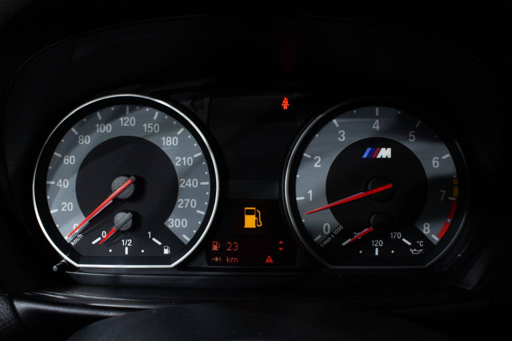 Imagem do veículo Bmw M1 340cv 2012