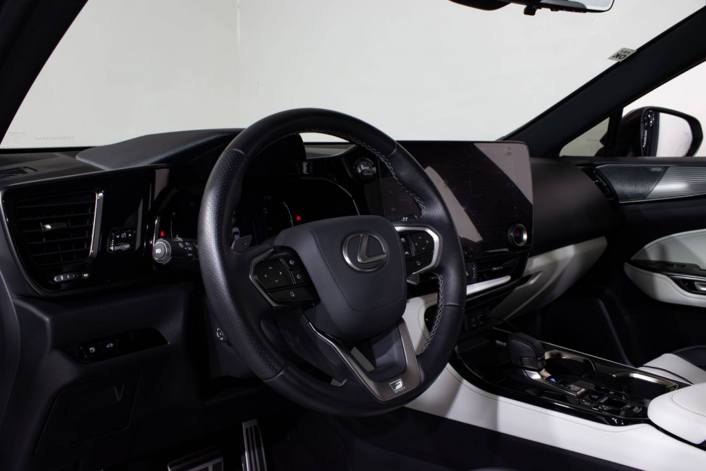 Imagem do veículo Lexus Nx-350h Awd F-sport 2.5 16v Aut. Hib. 2025