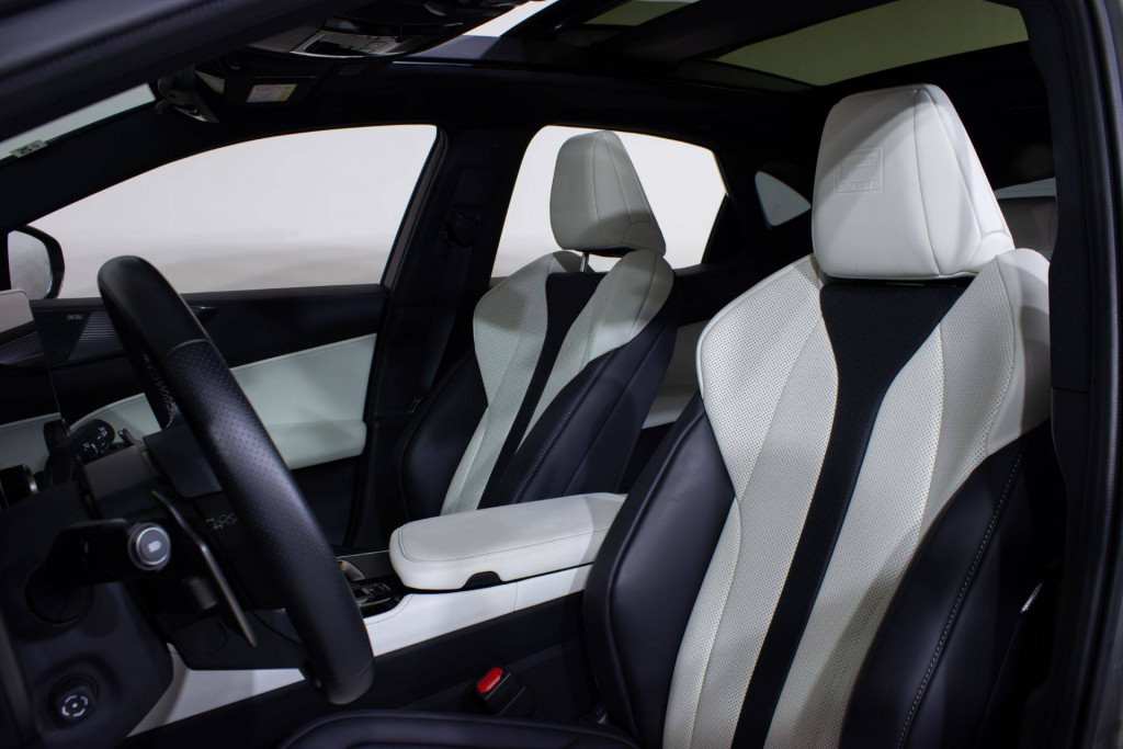 Imagem do veículo Lexus Nx-350h Awd F-sport 2.5 16v Aut. Hib. 2025