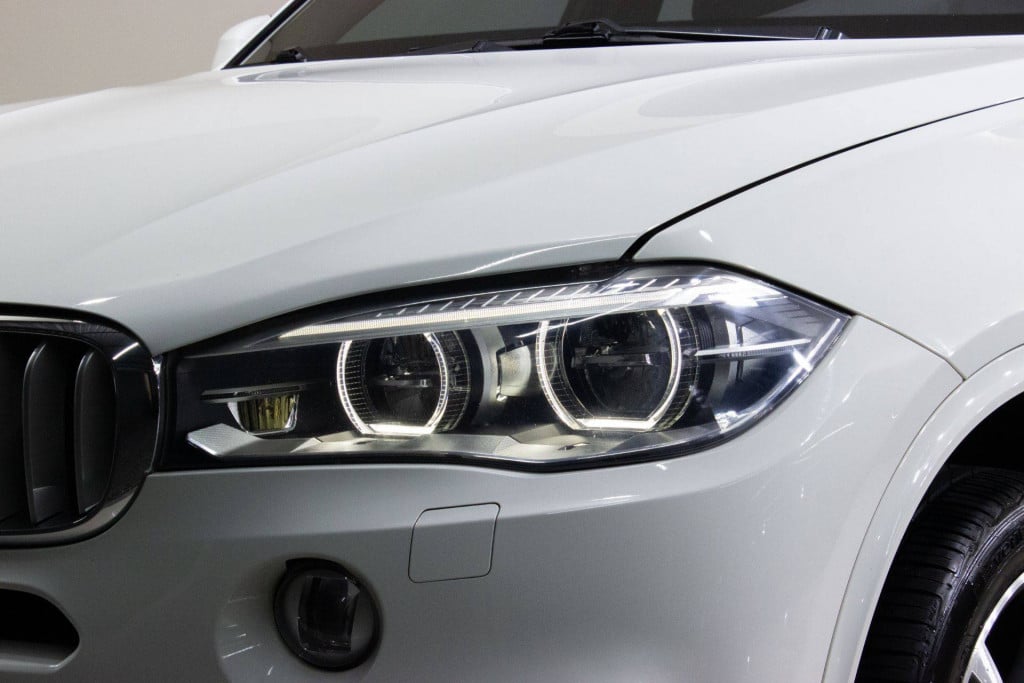 Imagem do veículo Bmw X5 Xdrive 50i Sport M 4.4 4x4 V8 450 Cv 2014