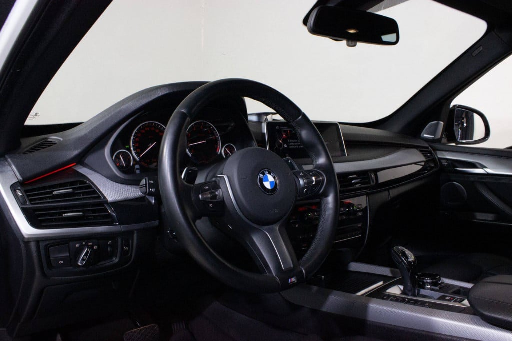 Imagem do veículo Bmw X5 Xdrive 50i Sport M 4.4 4x4 V8 450 Cv 2014