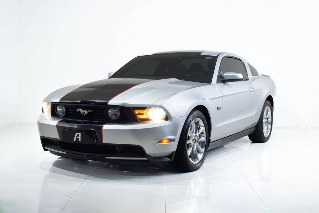 Imagem do veículo Ford Mustang Gt 5.0 V-8 2p 2012